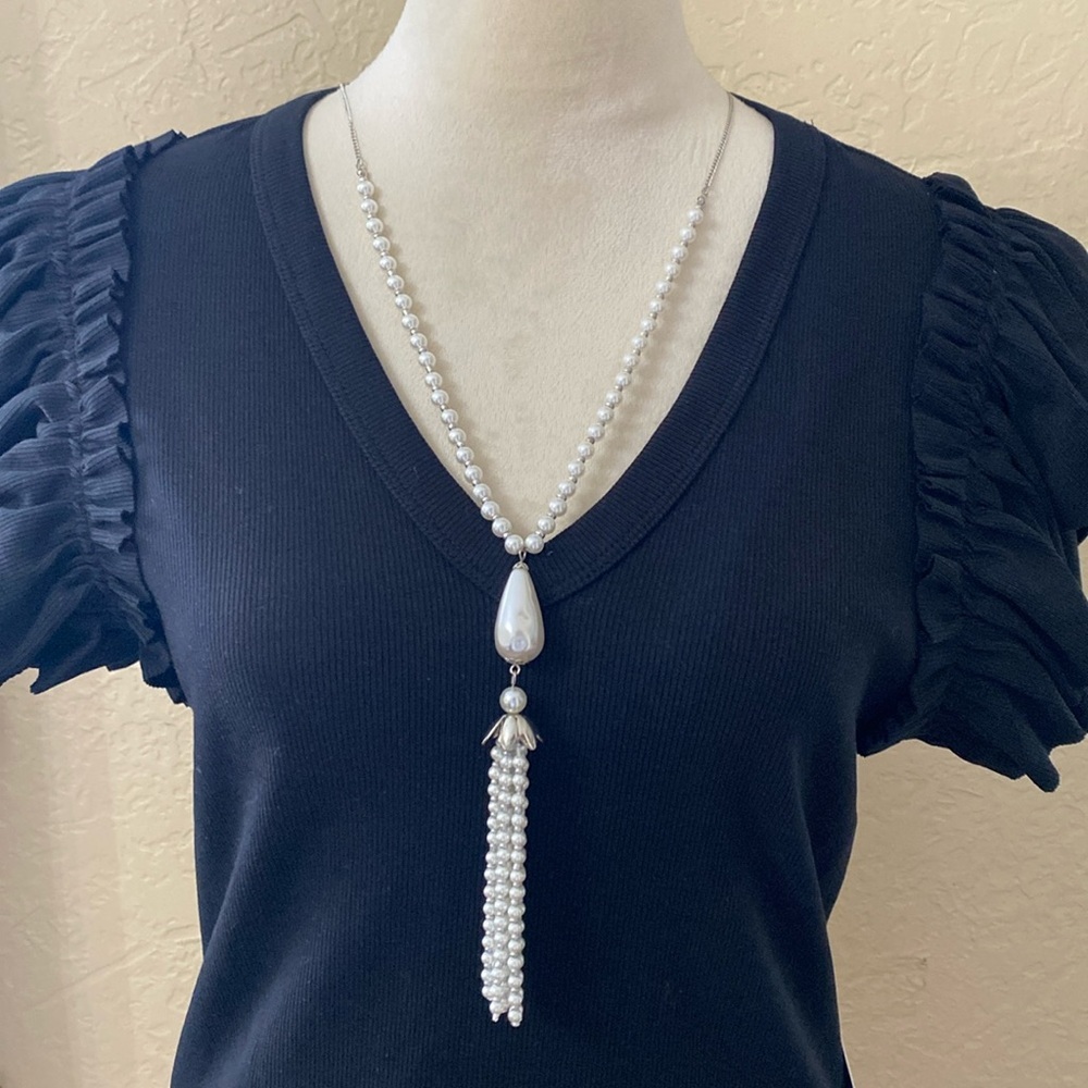 Women’s Necklace and Earrings